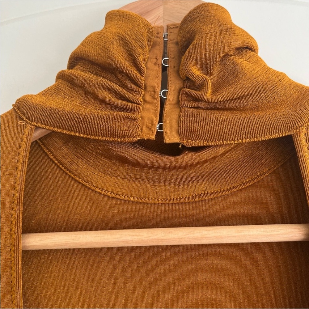 NEW Intimately by FREE PEOPLE Golden amber Long Sleeve Bodysuit XS - Picture 6 of 11